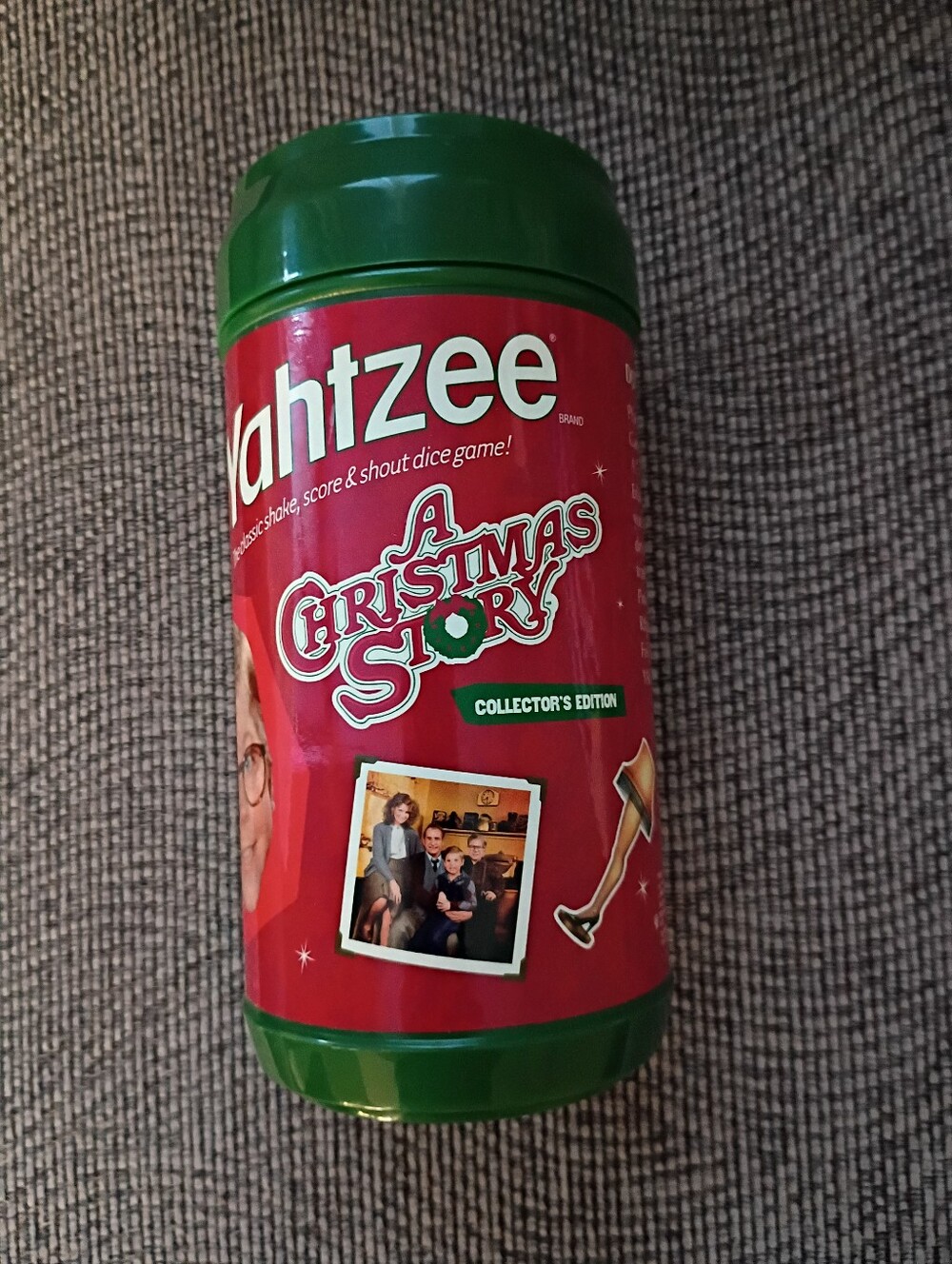 YAHTZEE, "A Christmas Story", Canister Collector Edition (2009), NWOT